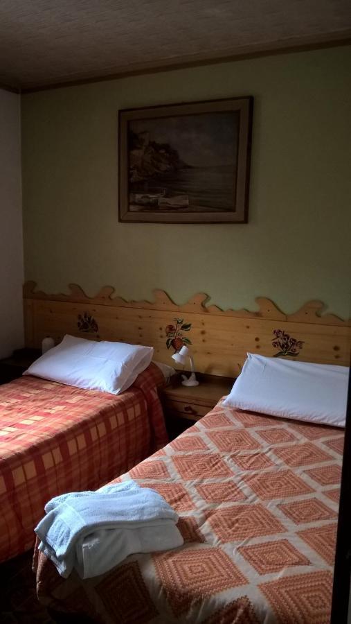 Hotel Torena Априка Экстерьер фото